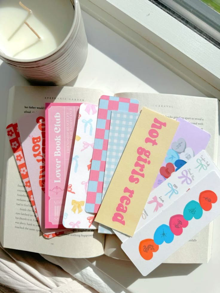 Bookmarks 📖📚💫